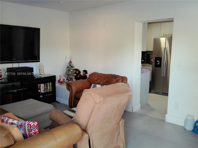 4805 SW 112th Ave, Miami, FL 33165