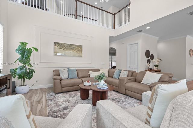 8142 Bradford Way, Parkland, FL 33076