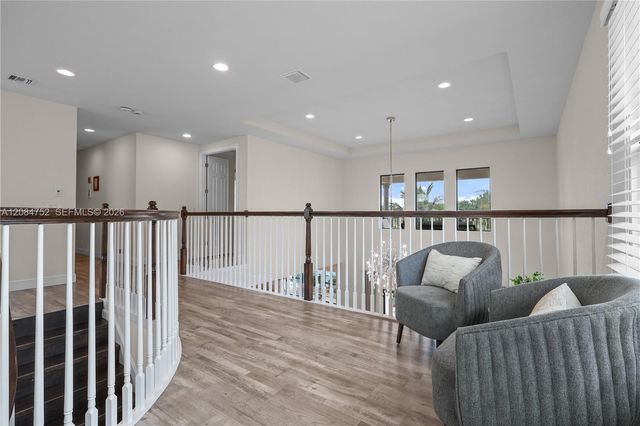 8142 Bradford Way, Parkland, FL 33076