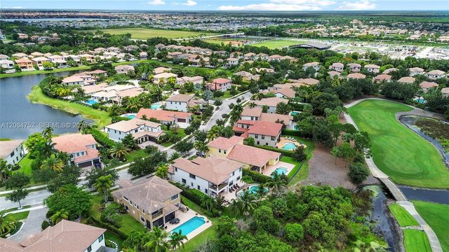 8142 Bradford Way, Parkland, FL 33076
