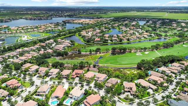 8142 Bradford Way, Parkland, FL 33076