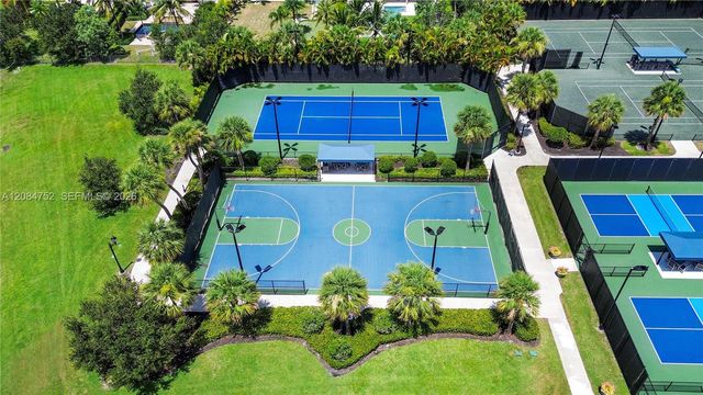 8142 Bradford Way, Parkland, FL 33076