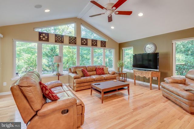 4 HEATHERWOOD CT, Medford, NJ 08055