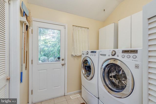 4 HEATHERWOOD CT, Medford, NJ 08055