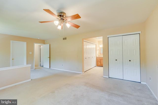 4 HEATHERWOOD CT, Medford, NJ 08055
