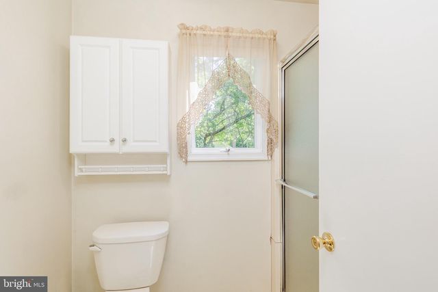 4 HEATHERWOOD CT, Medford, NJ 08055