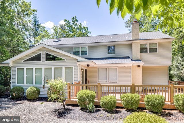 4 HEATHERWOOD CT, Medford, NJ 08055