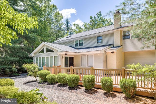 4 HEATHERWOOD CT, Medford, NJ 08055