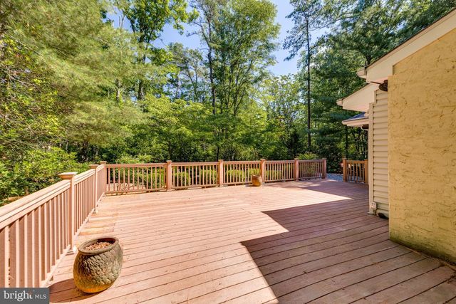 4 HEATHERWOOD CT, Medford, NJ 08055