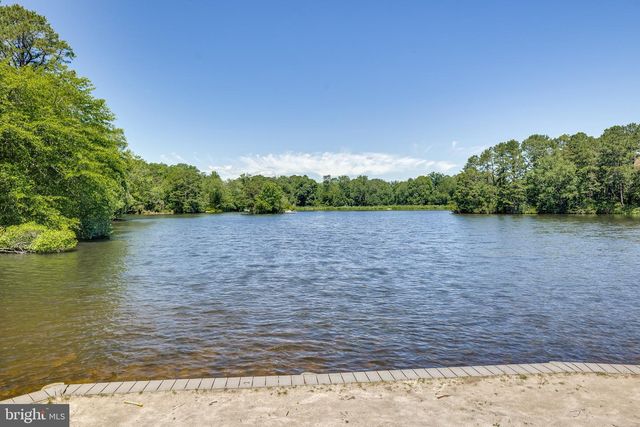 4 HEATHERWOOD CT, Medford, NJ 08055