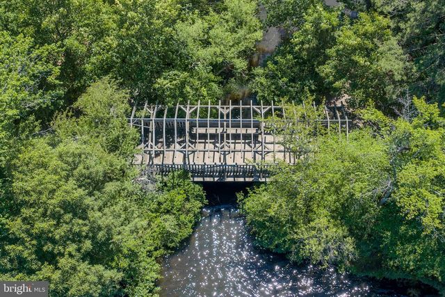 4 HEATHERWOOD CT, Medford, NJ 08055