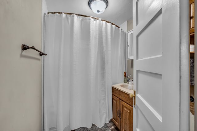 824 W Leyda Street, West Plains, MO 65775