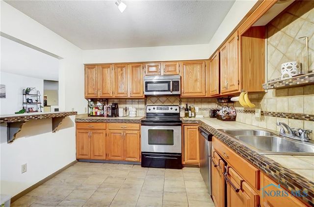 1562 Saddlebrook Court, B, Toledo, OH 43615