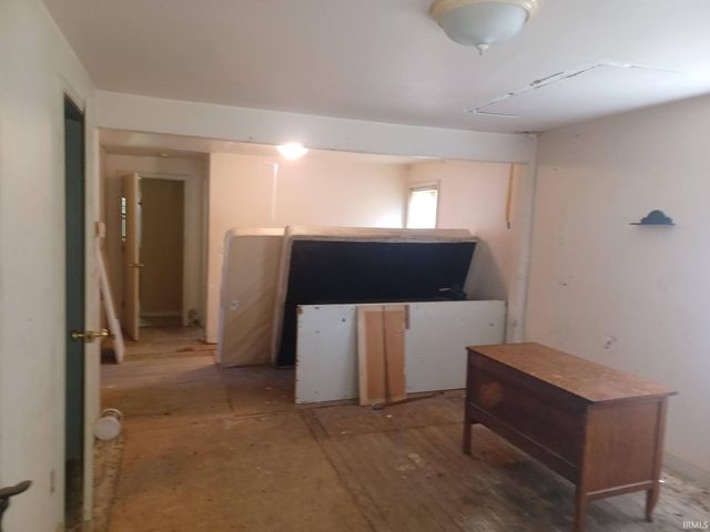 2716 S Villa Drive, Evansville, IN 47714