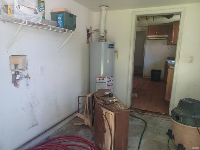 2716 S Villa Drive, Evansville, IN 47714
