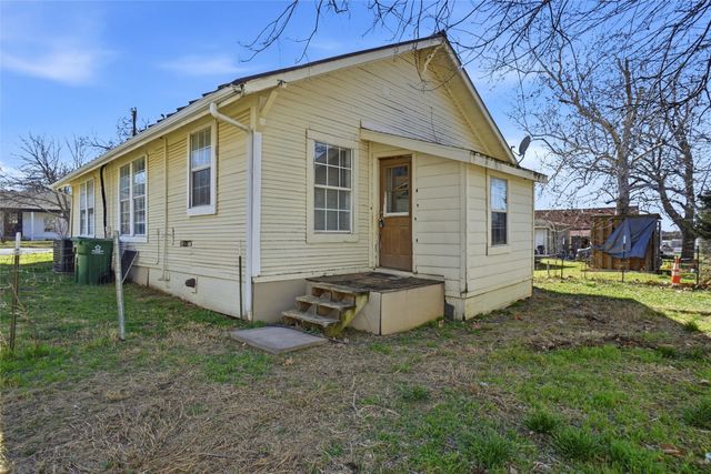 504 Bluebonnet Street, Aubrey, TX 76227