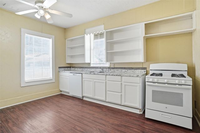 504 Bluebonnet Street, Aubrey, TX 76227