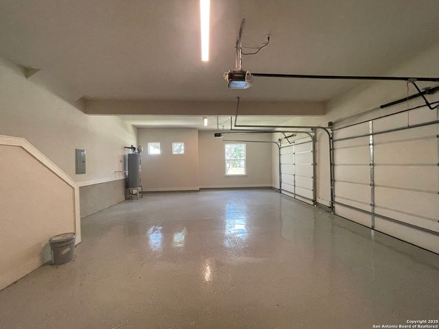 399 Bauer Lane, Castroville, TX 78009