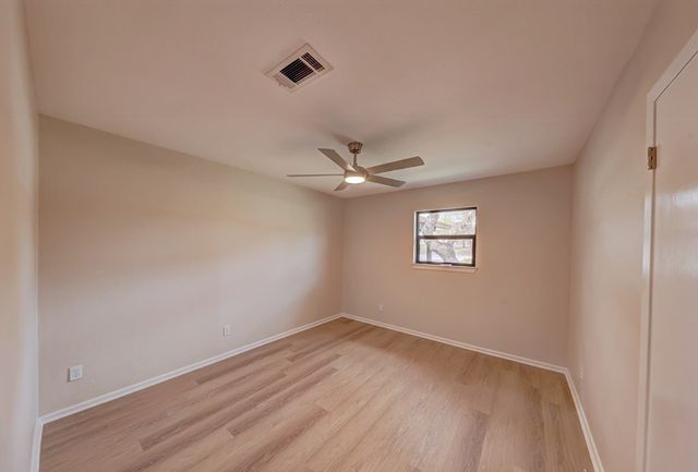 403 Mack Hollimon Dr, Kerrville, TX 78028