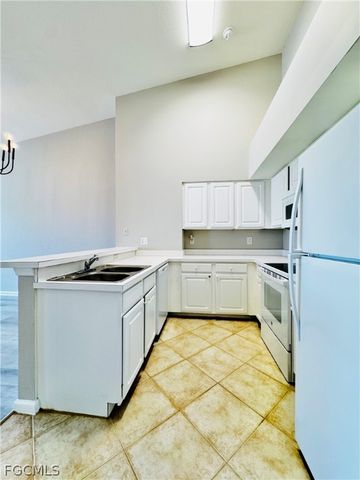 4109 Residence DR 520, Fort Myers, FL 33901