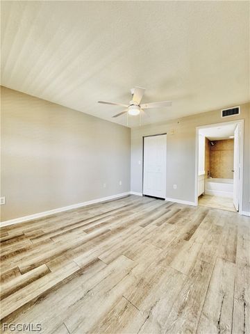 4109 Residence DR 520, Fort Myers, FL 33901