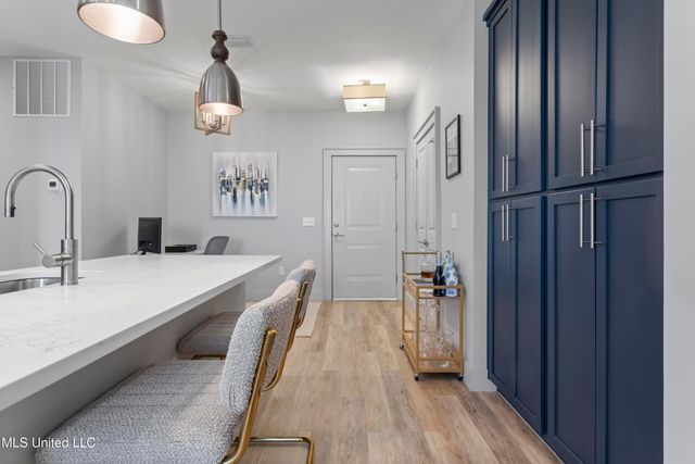 2501 Bienville Boulevard, 330, Ocean Springs, MS 39564