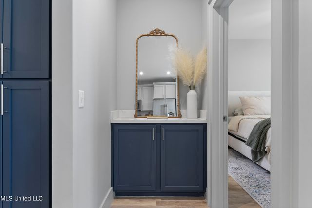 2501 Bienville Boulevard, 330, Ocean Springs, MS 39564