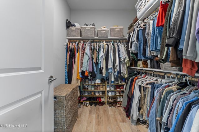 2501 Bienville Boulevard, 330, Ocean Springs, MS 39564