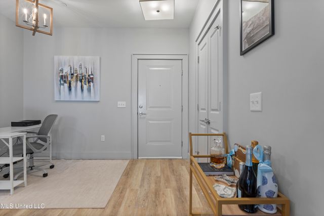 2501 Bienville Boulevard, 330, Ocean Springs, MS 39564