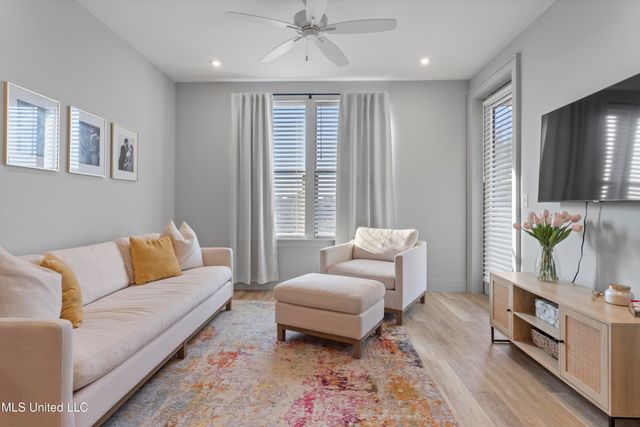 2501 Bienville Boulevard, 330, Ocean Springs, MS 39564