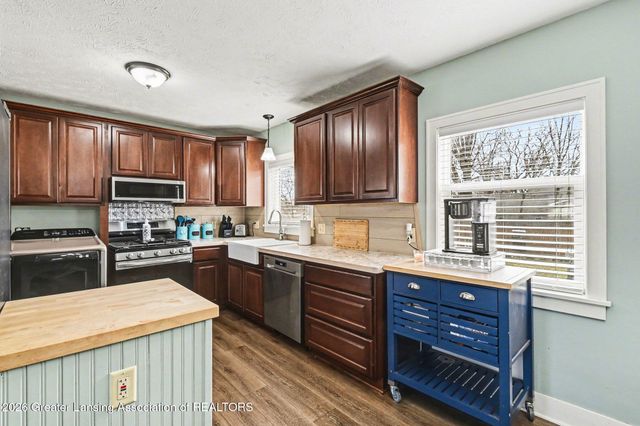 438 N Clinton Street, Charlotte, MI 48813