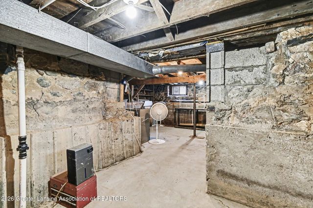 438 N Clinton Street, Charlotte, MI 48813