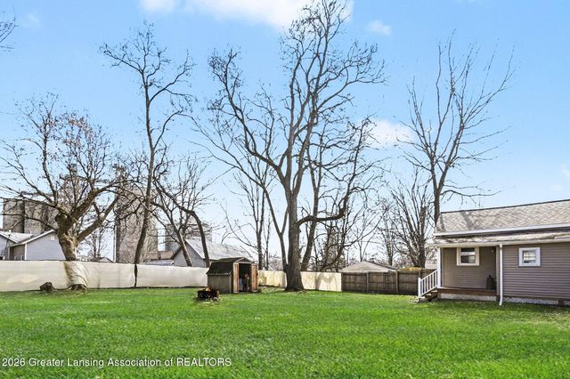 438 N Clinton Street, Charlotte, MI 48813