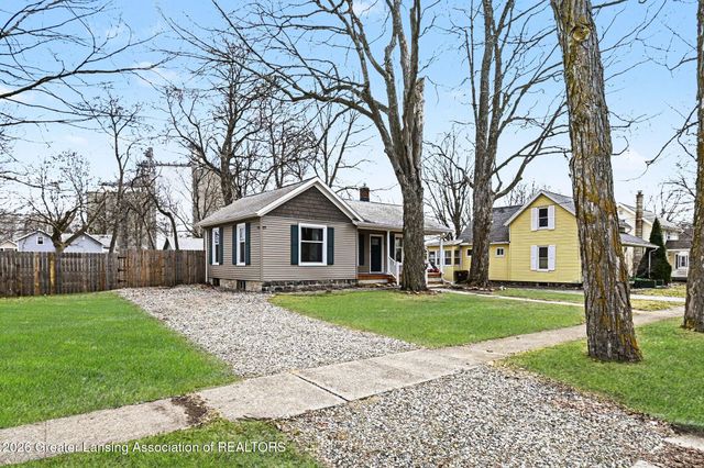 438 N Clinton Street, Charlotte, MI 48813