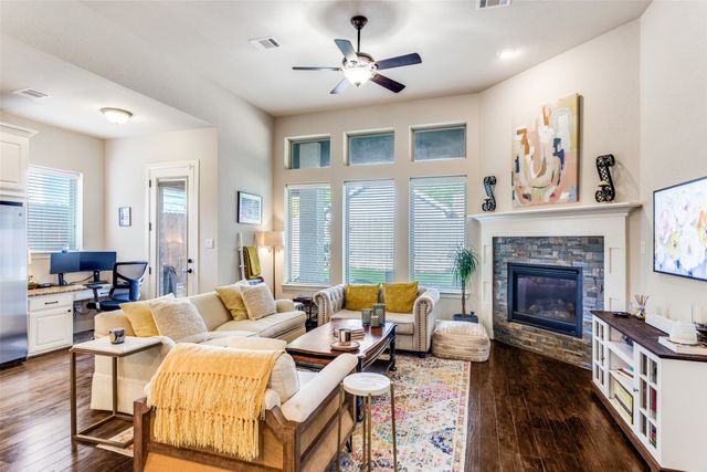 2520 Frazier Avenue, Fort Worth, TX 76110