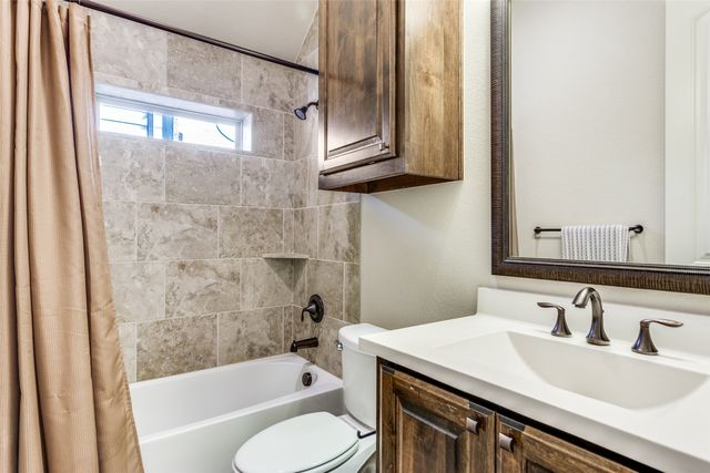 2520 Frazier Avenue, Fort Worth, TX 76110