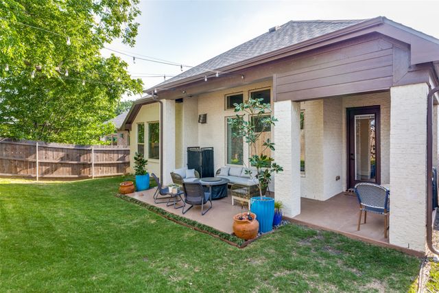 2520 Frazier Avenue, Fort Worth, TX 76110