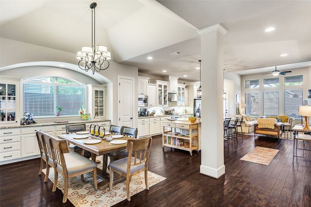 2520 Frazier Avenue, Fort Worth, TX 76110