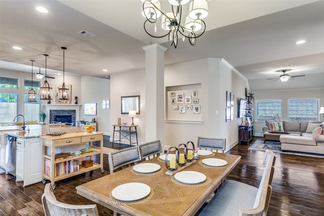 2520 Frazier Avenue, Fort Worth, TX 76110