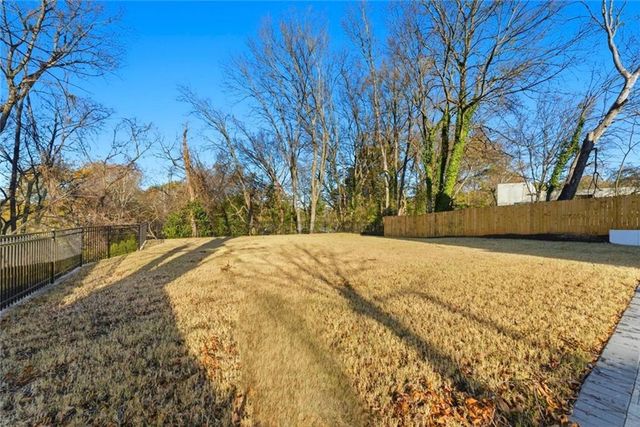 2990 Shallowford Road NE, Atlanta, GA 30341