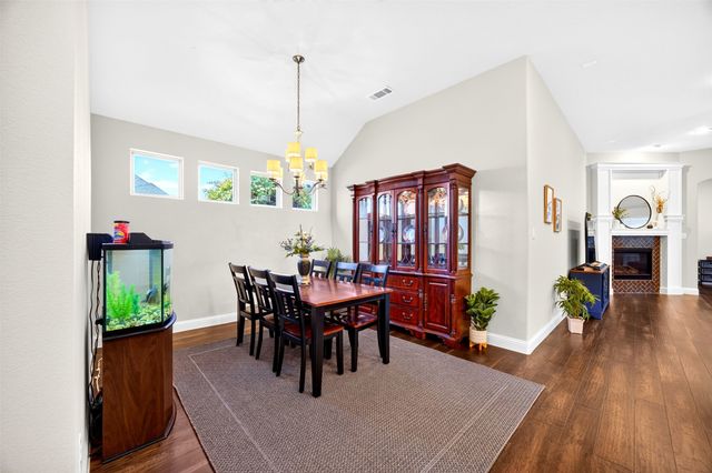 4225 Whispering Willow Way, Arlington, TX 76005