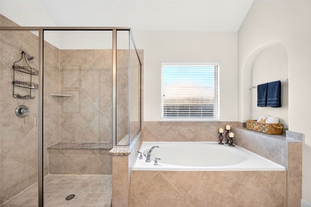 4225 Whispering Willow Way, Arlington, TX 76005