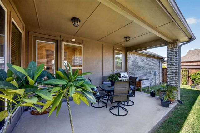 4225 Whispering Willow Way, Arlington, TX 76005