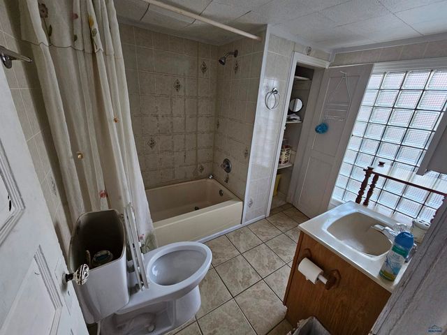 1828 JUNCTION AVE, Sturgis, SD 57785
