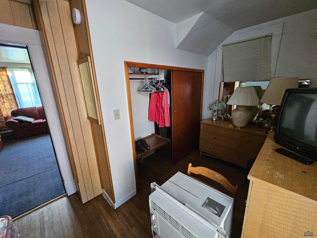 1828 JUNCTION AVE, Sturgis, SD 57785