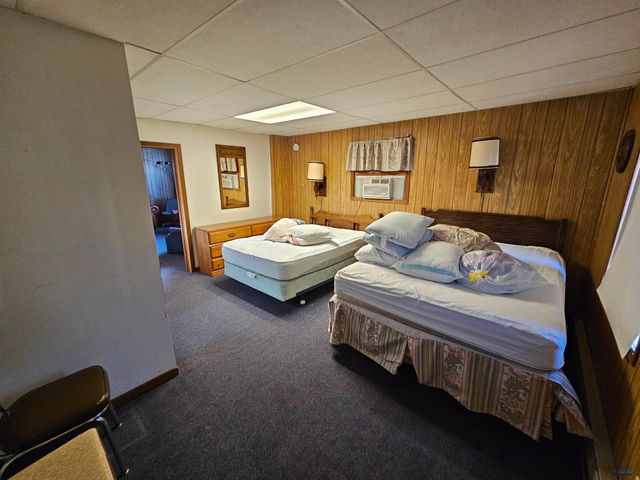 1828 JUNCTION AVE, Sturgis, SD 57785