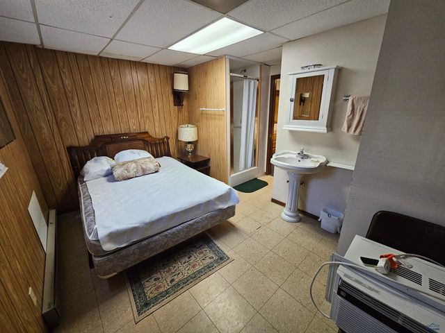 1828 JUNCTION AVE, Sturgis, SD 57785