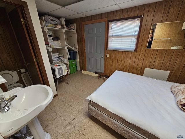 1828 JUNCTION AVE, Sturgis, SD 57785