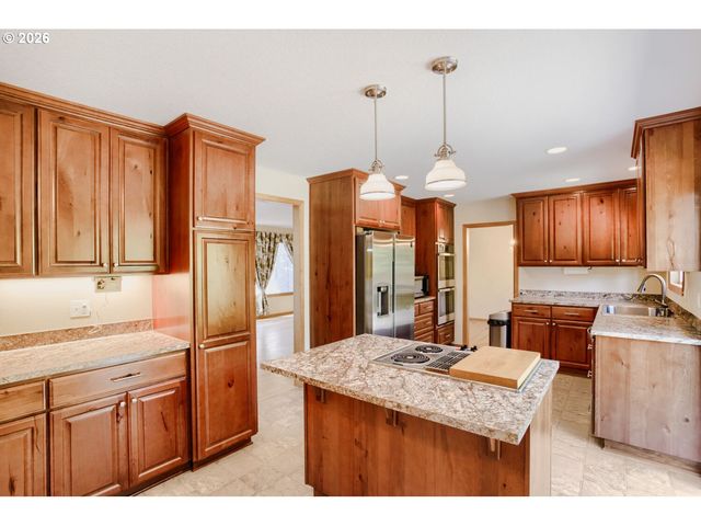 7025 Sw HOODVIEW Pl, Beaverton, OR 97008