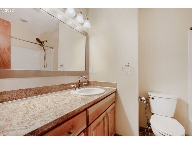 7025 Sw HOODVIEW Pl, Beaverton, OR 97008